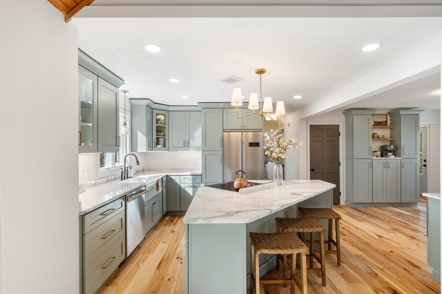 Lanae Cabinetry Shaker and Slim Frame Shaker Sample Door