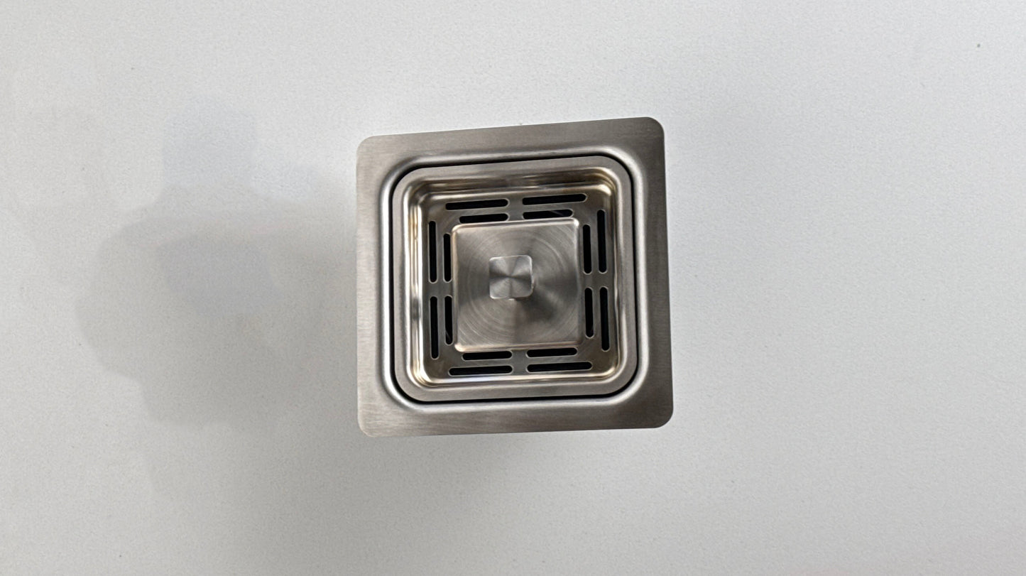 Workstation Ledge Farm / Apron Sink 16 Gauge Stainless Steel Square Drain Single Bowl Includes 10 Accessories