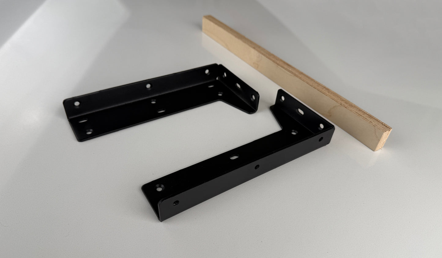 Floating Shelf With Wall Mounting Brackets 2 3/16” H