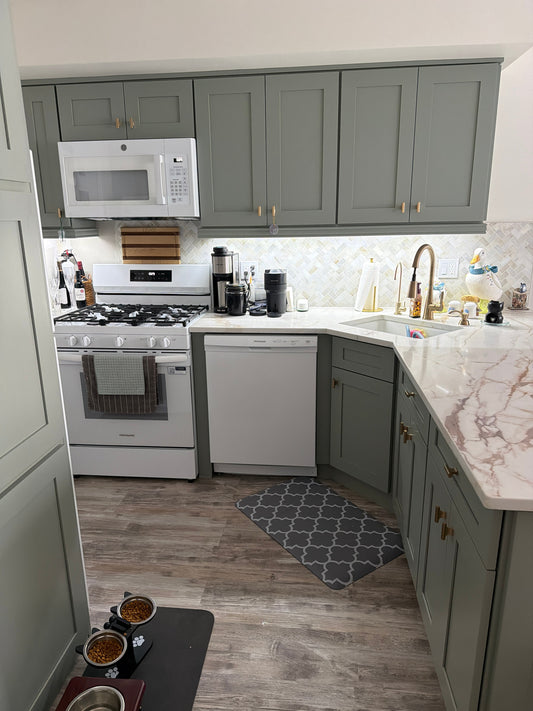 2026 Kitchen Cabinet Trends: Sage Green & White Oak