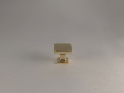 gold_square knob